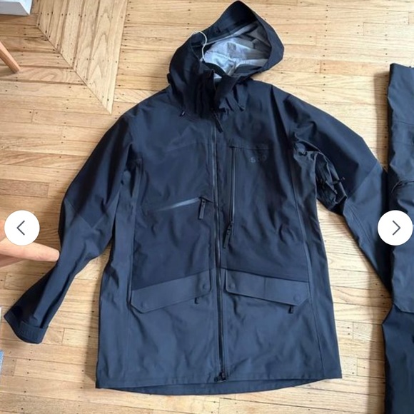 Men’s Stio Figment Jacket and Bib Pants - Picture 2 of 4